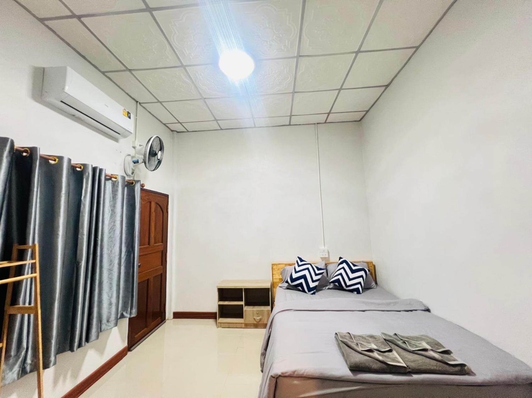 Lungwang Guest House Ban Rak Thai Екстериор снимка