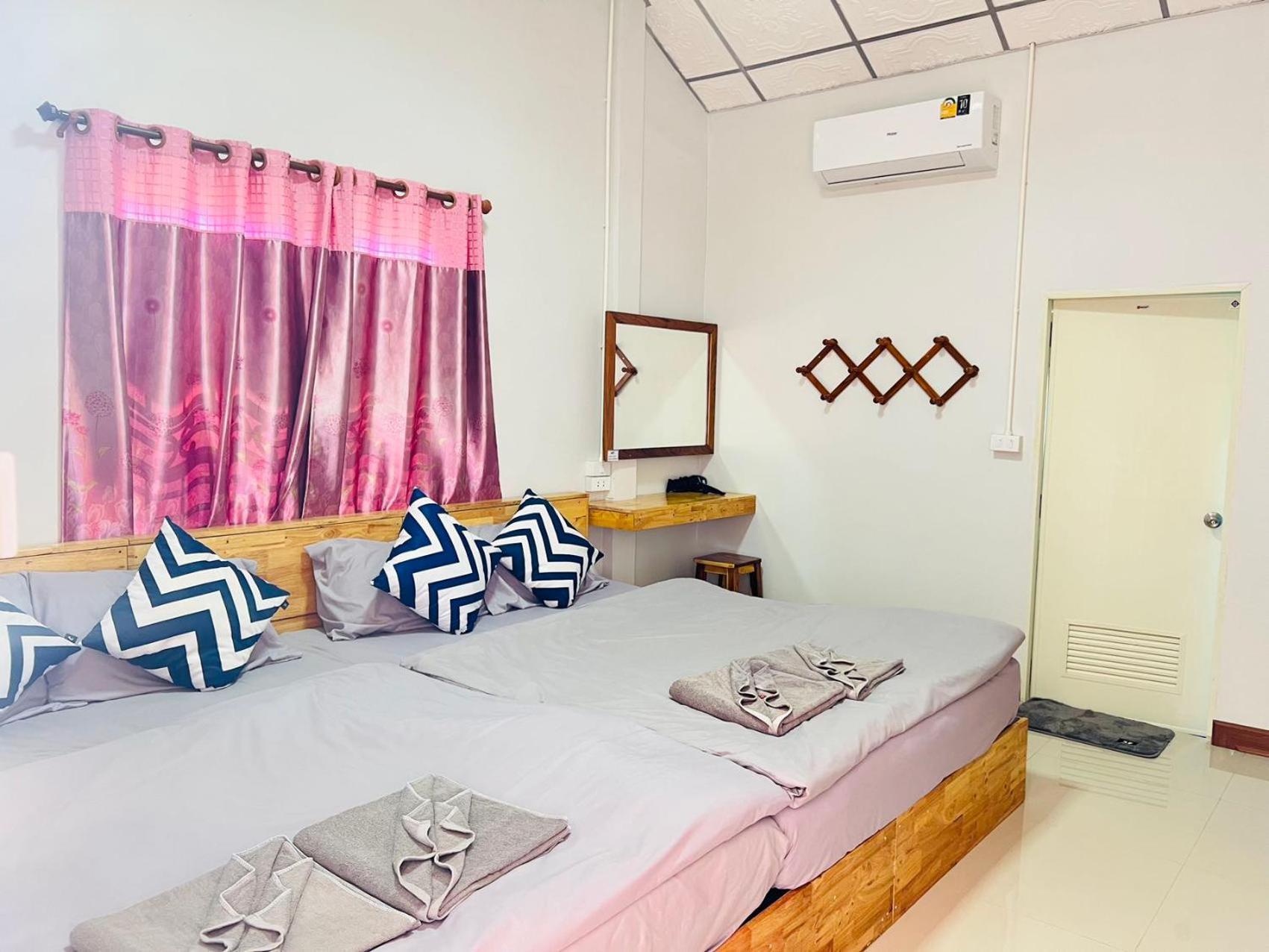 Lungwang Guest House Ban Rak Thai Екстериор снимка