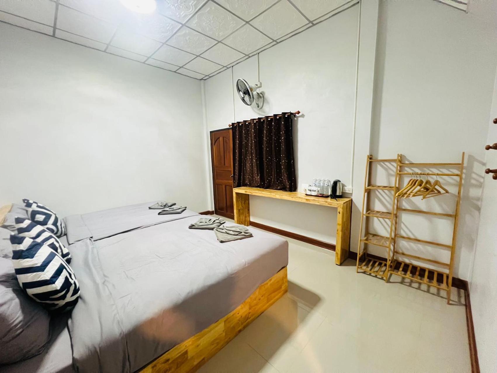 Lungwang Guest House Ban Rak Thai Екстериор снимка