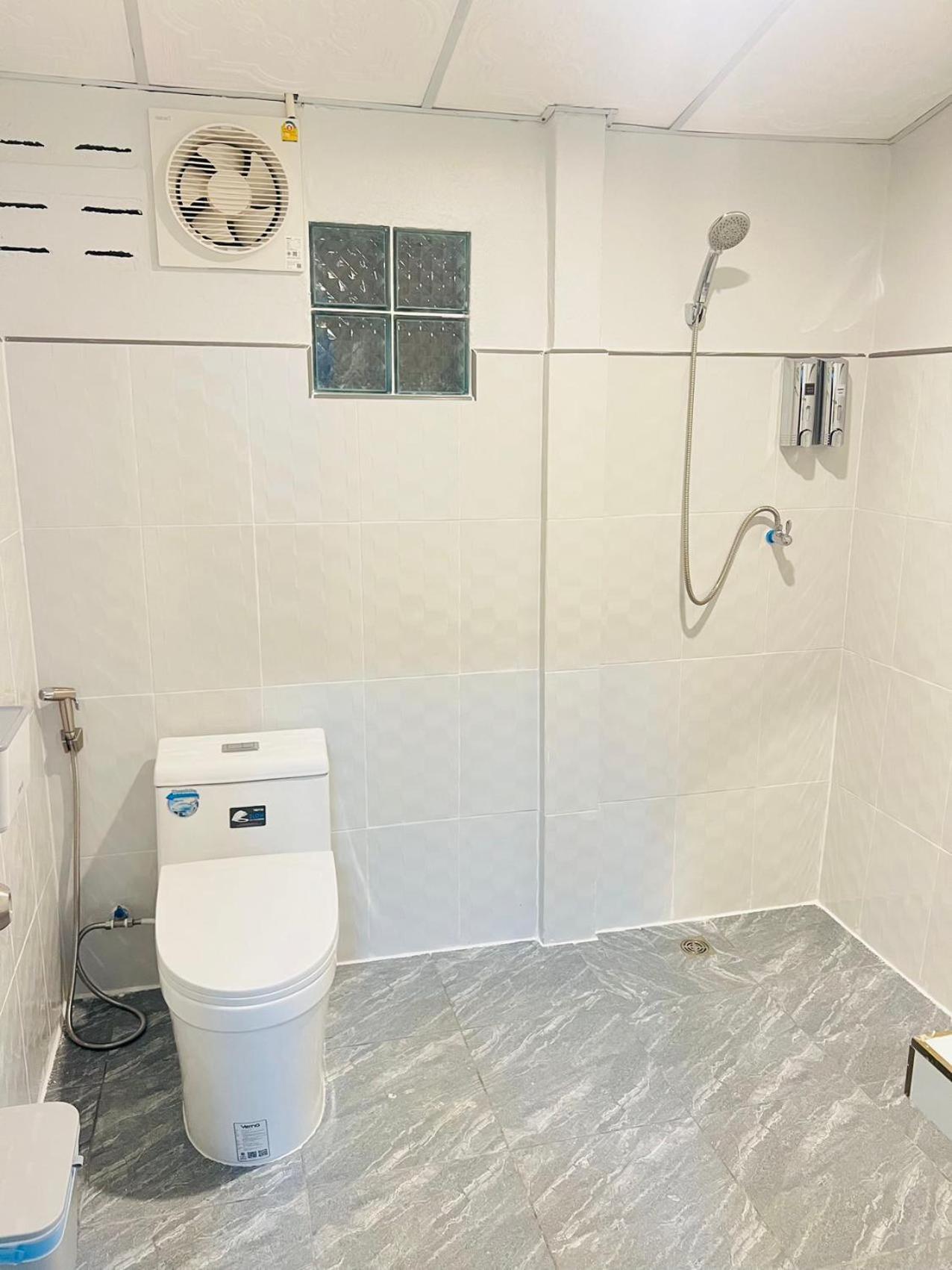 Lungwang Guest House Ban Rak Thai Екстериор снимка