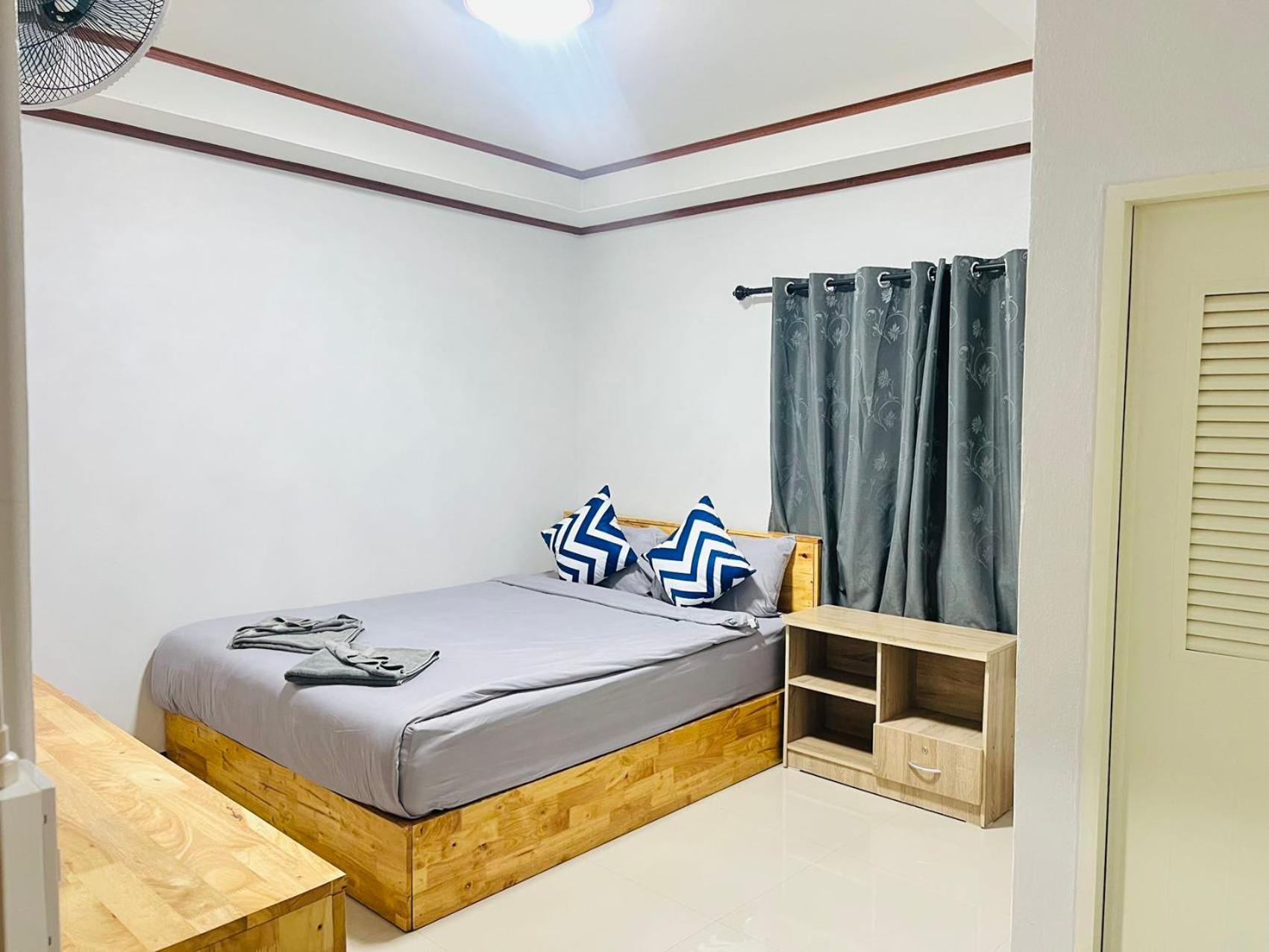 Lungwang Guest House Ban Rak Thai Екстериор снимка